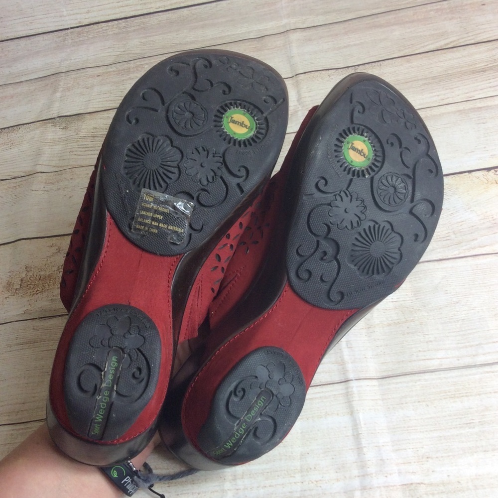 Jambu Ronnie red suede leather sport wedge sandal. Size 10 - Picture 8 of 8